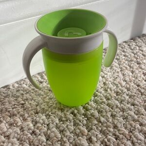 Lime Green Munchkin Sippy Cup
